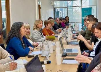 Docentes rechazaron la oferta de la Provincia y la paritaria pasó a un cuarto intermedio