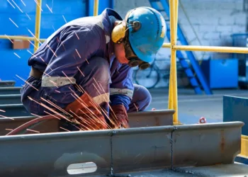 El superávit lo pagan los trabajadores