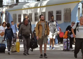 Trenes: se habilitó la venta de pasajes hasta fines de junio, pero los servicios son cada vez menos
