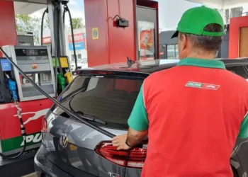 PUMA, al igual que YPF, bajó  el precio de los combustibles