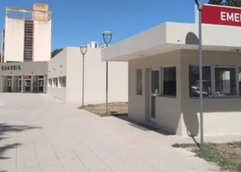 Un hombre de 32 años recibió un golpe brutal y está grave