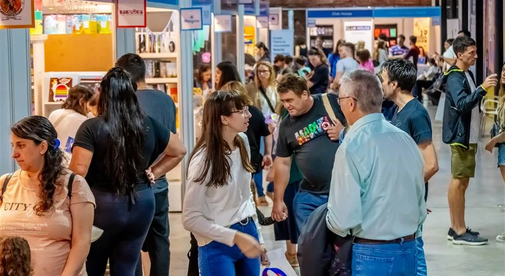 Lanzan la convocatoria para escritores locales y regionales