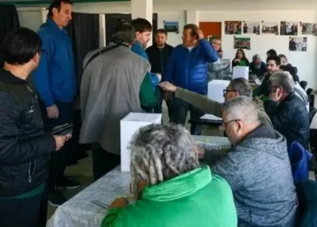 Las dos listas que competirán por la presidencia en Sarmiento