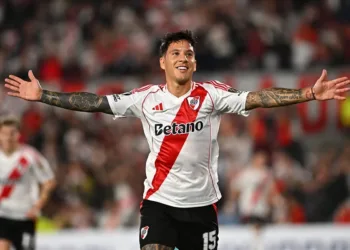 River goleó y clasificó a octavos de la Copa Libertadores
