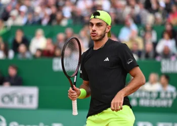Cerúndulo avanzó a los octavos de final del Masters 1000 de Roma