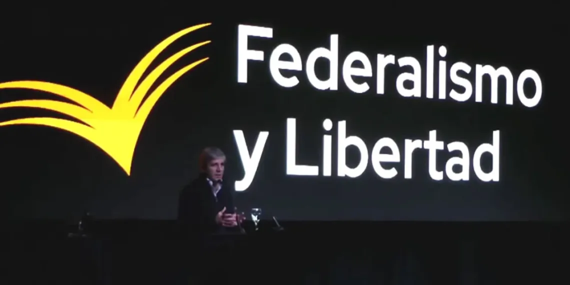 Para Luis Caputo, hay precios que están bajando «hasta un 50%»