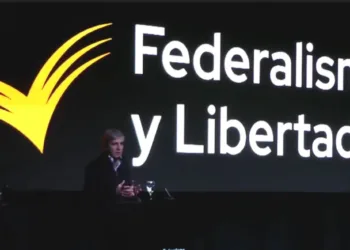Para Luis Caputo, hay precios que están bajando «hasta un 50%»