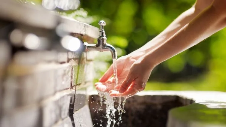 Tras los análisis realizados, el municipio asegura que el agua es “potable, apta para el consumo humano”