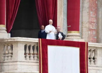 El Papa León XIV pide paz en Ucrania, tregua en Gaza y liberación de rehenes en su mensaje dominical