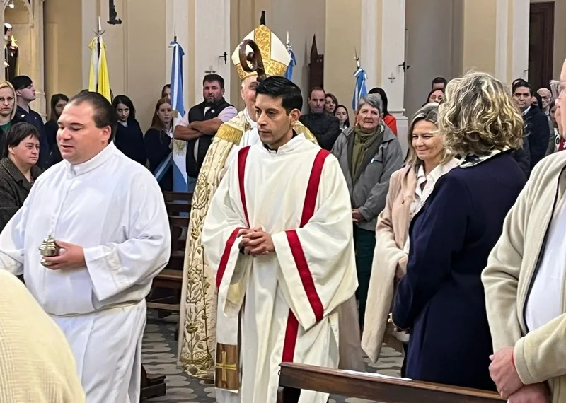 Gentile participó del tradicional Te Deum en Nueve de Julio