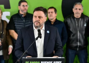 Santoro dijo que “el PRO dejó de representar a los porteños” y habló de “una nueva realidad”