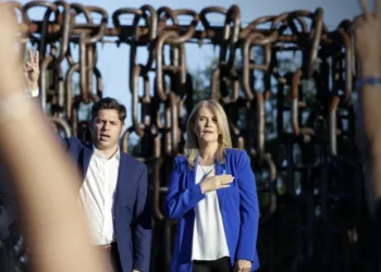 Kicillof salió en defensa de Cristina y dijo que el proyecto de Ficha Limpia “da asco”