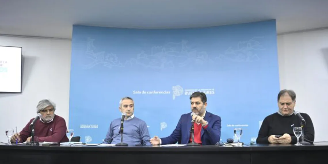 Docentes: la FEB ratifica el paro y el Gobierno avisó que descontará el día
