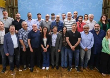 Provincia busca retener a sus empleados con título universitario