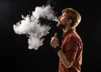 El daño pulmonar que provocan los vapers en adolescentes y jóvenes