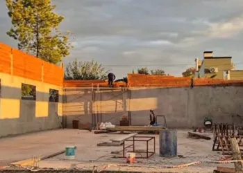 Diotti reclamó al Concejo la llegada de  puestos de trabajo para la construcción en Junín