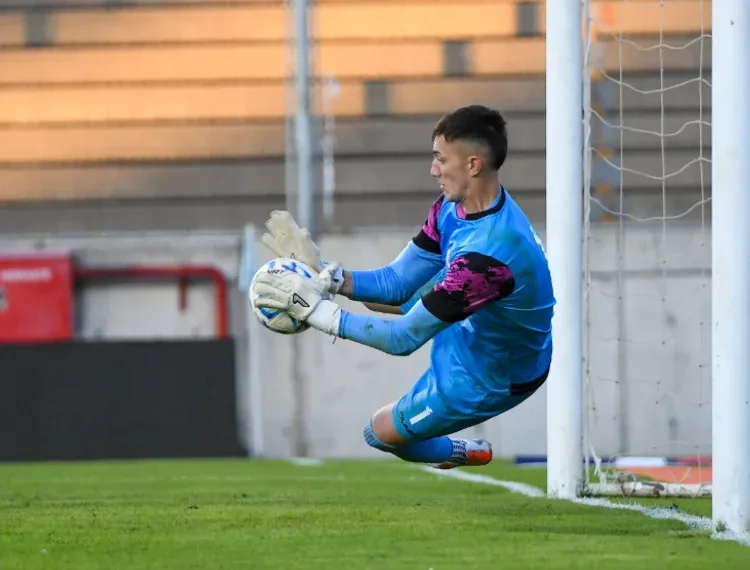 Central Córdoba de Rosario le ganó a Gimnasia por penales en la Copa Argentina