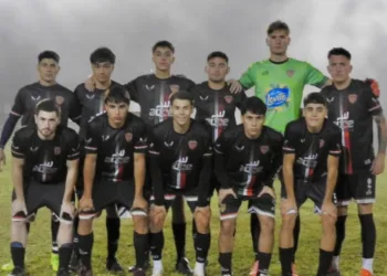Ambos Mundos perdió y definirá el primer puesto con Mascherano el próximo fin de semana