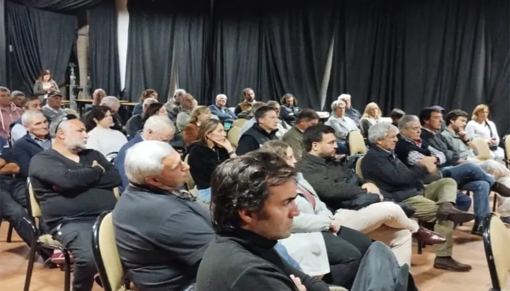 Fuertes reclamos a la Provincia y la Nación en una asamblea agropecuaria