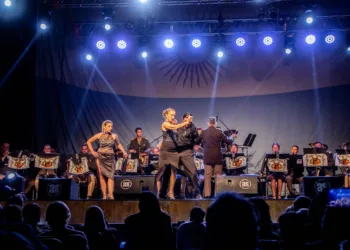 Vecinos celebraron la Patria con una gran gala