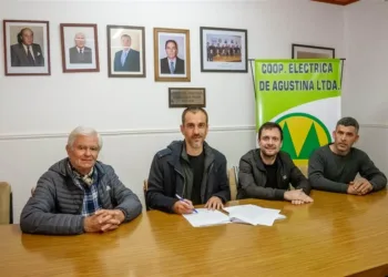 Iluminarán el acceso a la localidad de Agustina