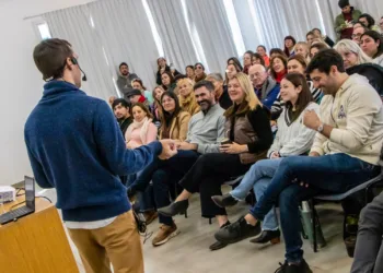 Discapacidad: charla inspiradora y emotiva del Dr. Wenceslao Moreno