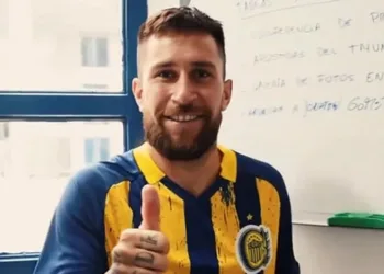 Sarmiento busca sumar a Jonathan Gómez