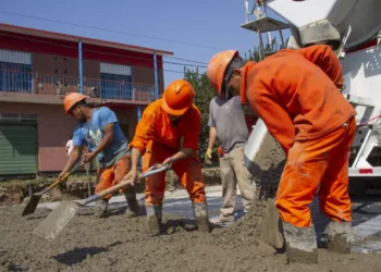 Derrumbe en las ventas de insumos para la construcción