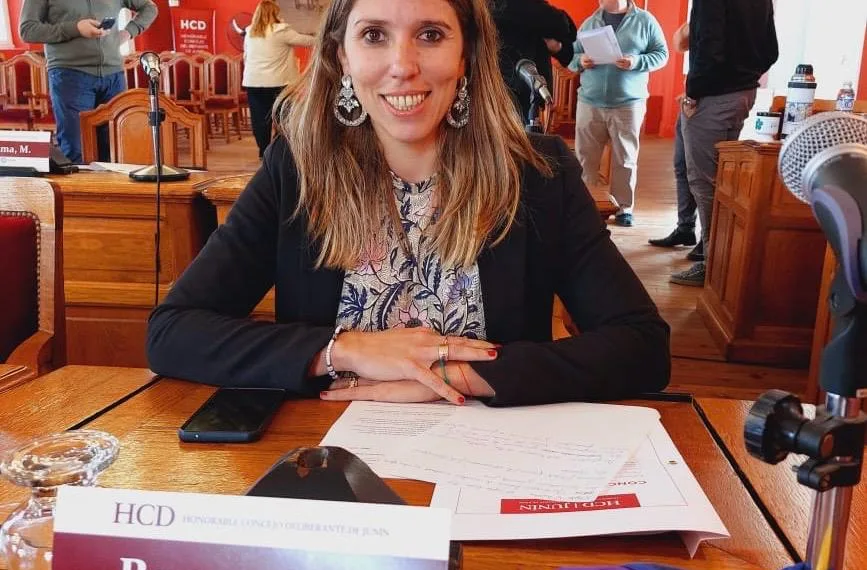“Cristina nos contagia coraje”, expresó Clara Bozzano