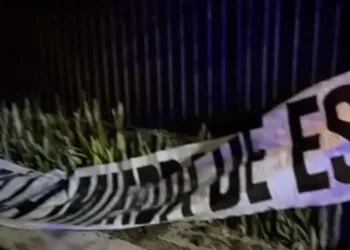 Vandalizaron con estiércol y un pasacalles con insultos el domicilio de José Luis Espert en San Isidro