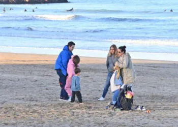 Fines de semana largos: un turista “más austero” cuyo principal ajuste fue “reducir su estadía”