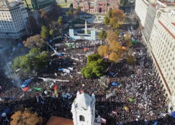 El peronismo mostró su fuerza en Plaza de Mayo