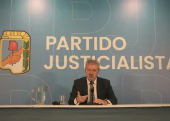 El abogado de Cristina Kirchner afirmó que la ex presidenta “no se va a fugar”
