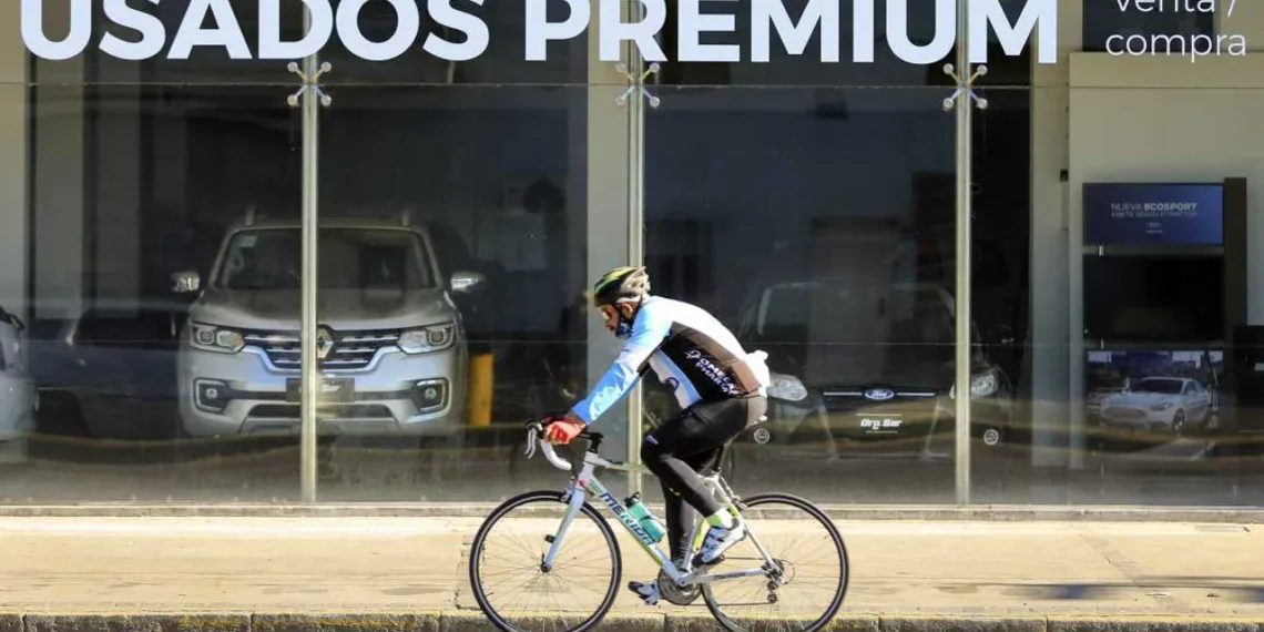 El efecto dólar colchón impulsa la venta de autos usados