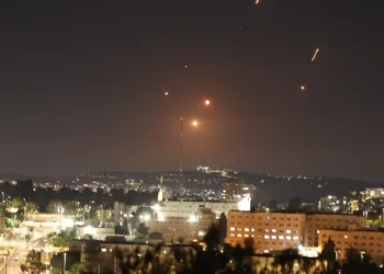 Israel intercepta un nuevo ataque iraní con misiles contra el sur del país