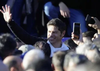 Kicillof consolida una jefatura en un peronismo enrarecido