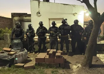 Detuvieron a dos sujetos que habían baleado una casa del barrio 11 de Julio