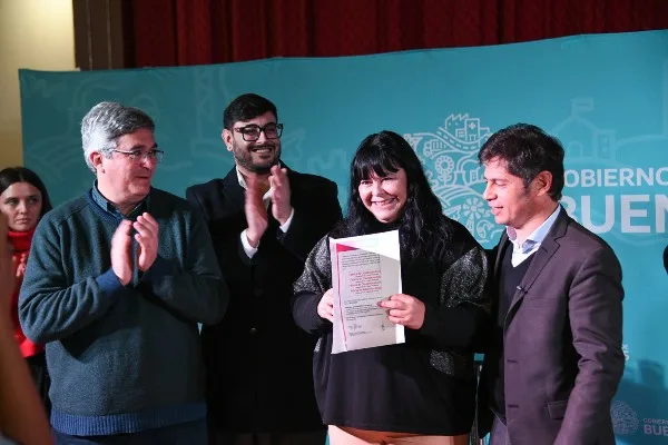 Kicillof y Rodríguez firmaron un nuevo acuerdo