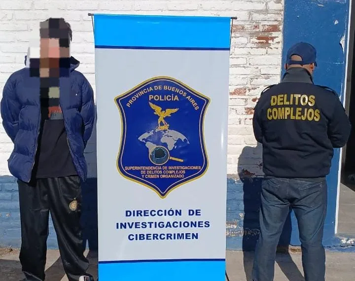 Dos detenidos y una red de estafa digital bajo la lupa