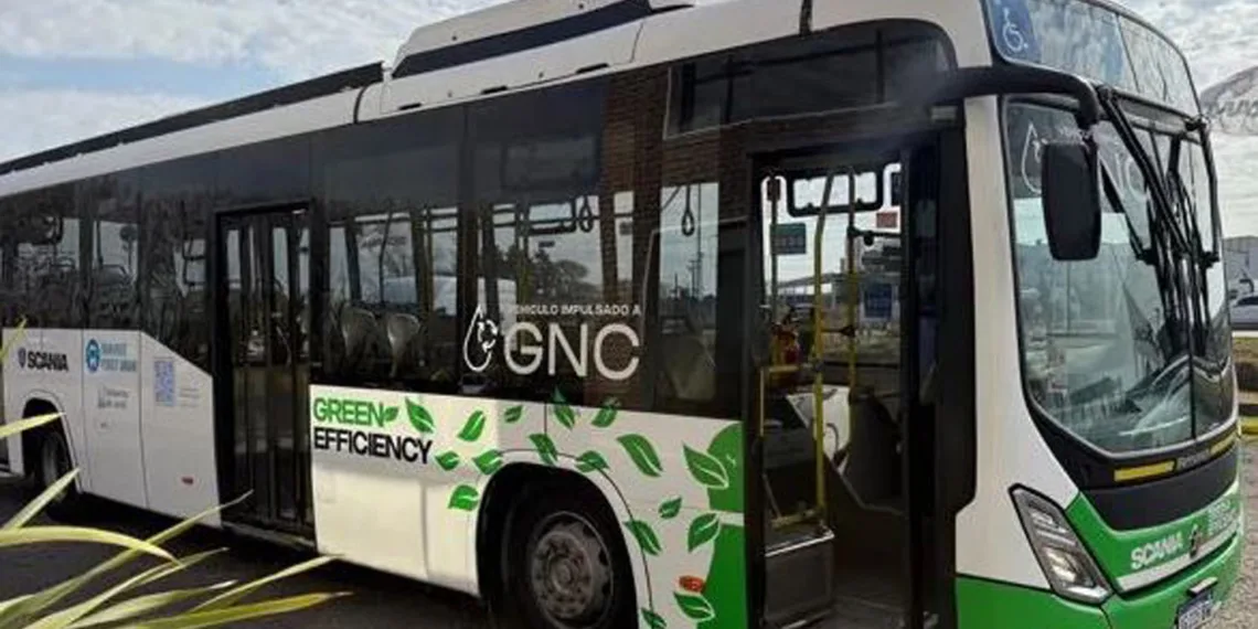 El cambio a GNC en los colectivos  marca el inicio de una nueva era