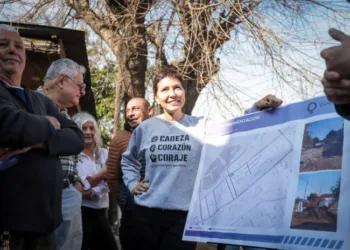 De abajo para arriba: fuerte apuesta por los intendentes para “arrastrar” votos