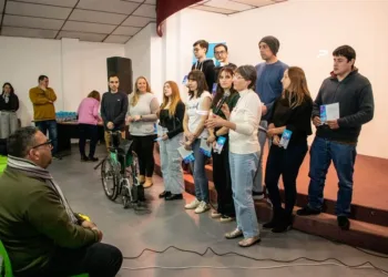 Alrededor de 100 vecinos recibieron certificados por los cursos de los Nodos Tecnológicos
