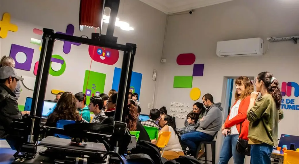 Finalizó el primer ciclo del taller de impresión 3D en la Escuela de Robótica