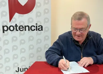 Ricardo de la Fuente lanzó su  candidatura a concejal por “Potencia”