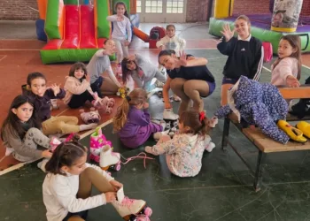 Chicas de patín artístico disfrutaron de una jornada recreativa