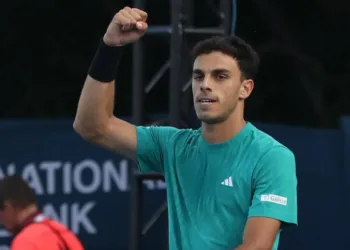 Cerúndolo superó a Etcheverry y pasó a octavos de final del Masters 1000 de Toronto