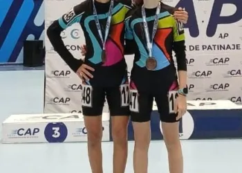 Ema Forneris y Tiziano Rosso, las promesas de Junín en Patín Carrera