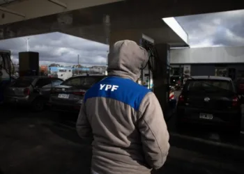 Subieron los combustibles en YPF pero rige su esquema de precios diferenciados