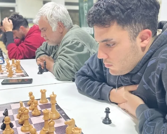 Jerónimo Mechedze ganó en el torneo abierto del Club Sarmiento