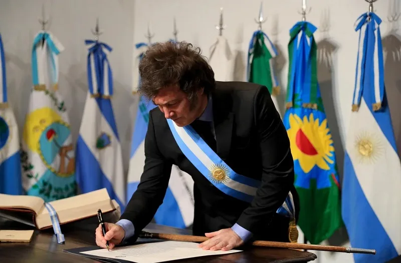 Milei y el viaje cancelado a Tucumán: «Las especulaciones me tienen sin cuidado»
